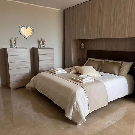 La Rondine Dami Рутильяно